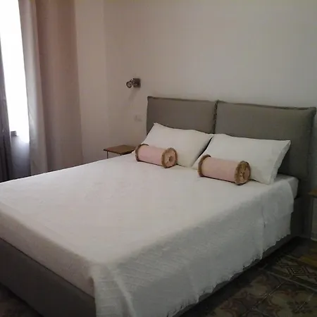 Sat Appartamenti Locazioni Turistiche Brevi-G&P Holiday Home Trapani Exterior photo